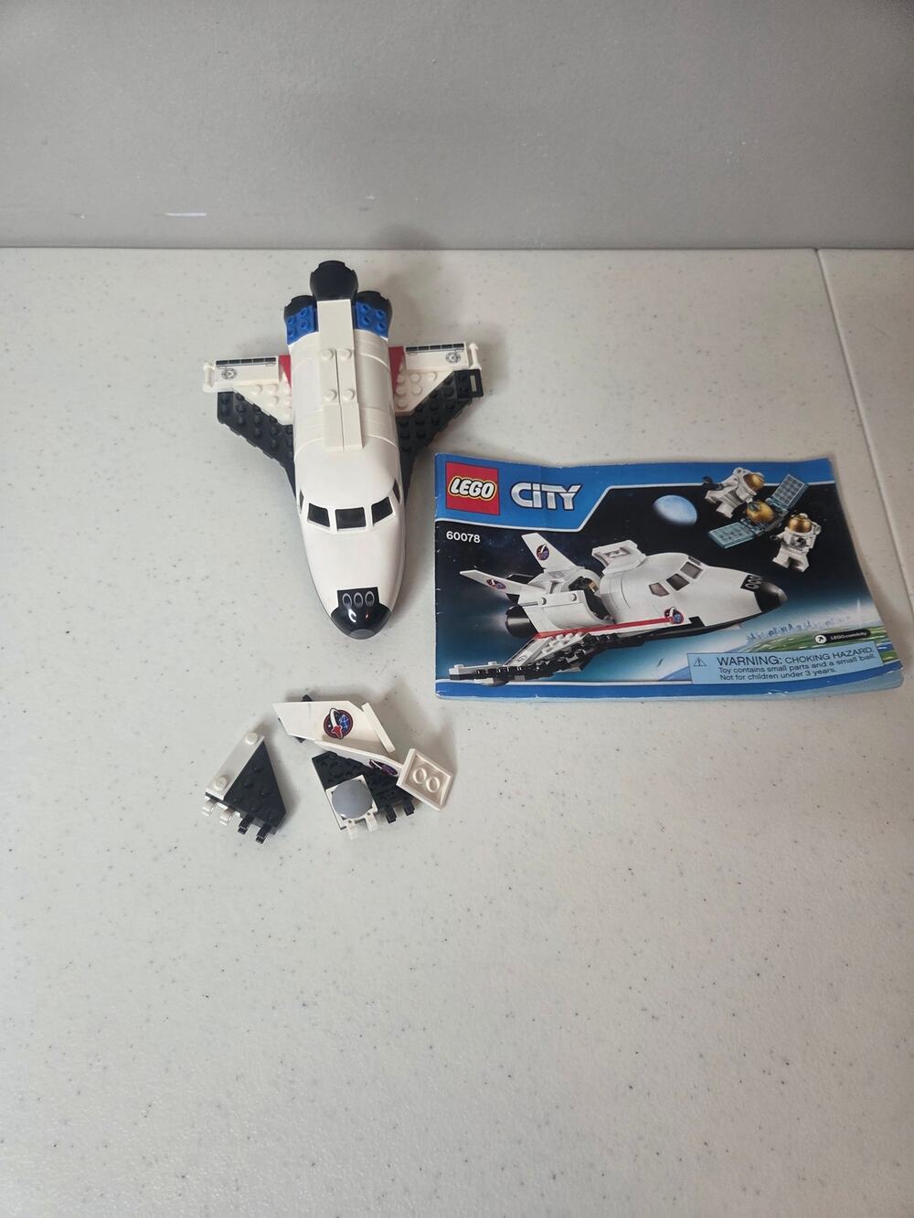 Lego City Utility Shuttle 60078 Retired Complete Set withInstructionsandMinifigs